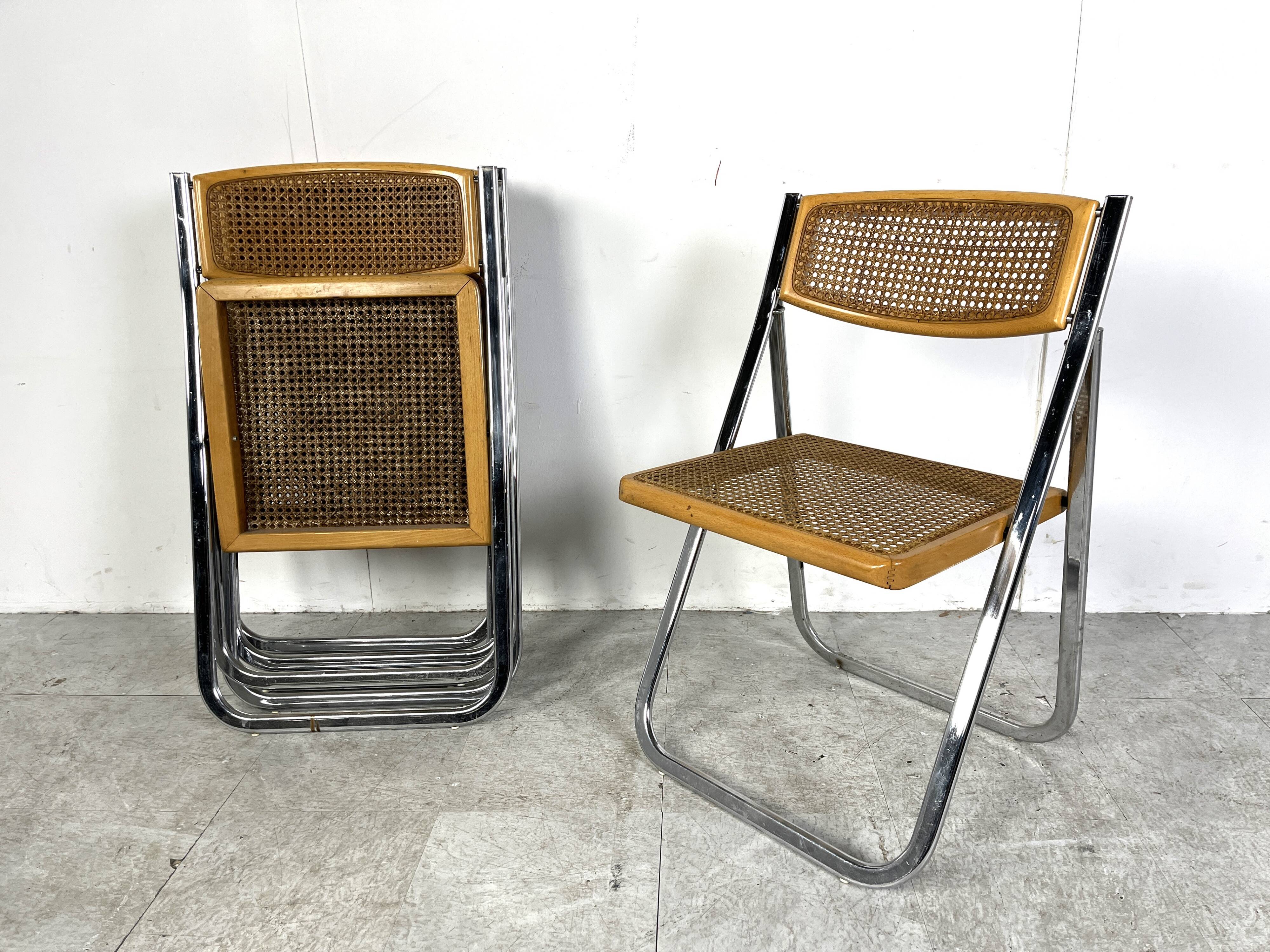 Vintage rattan folding chairs, 1970 - set of 4