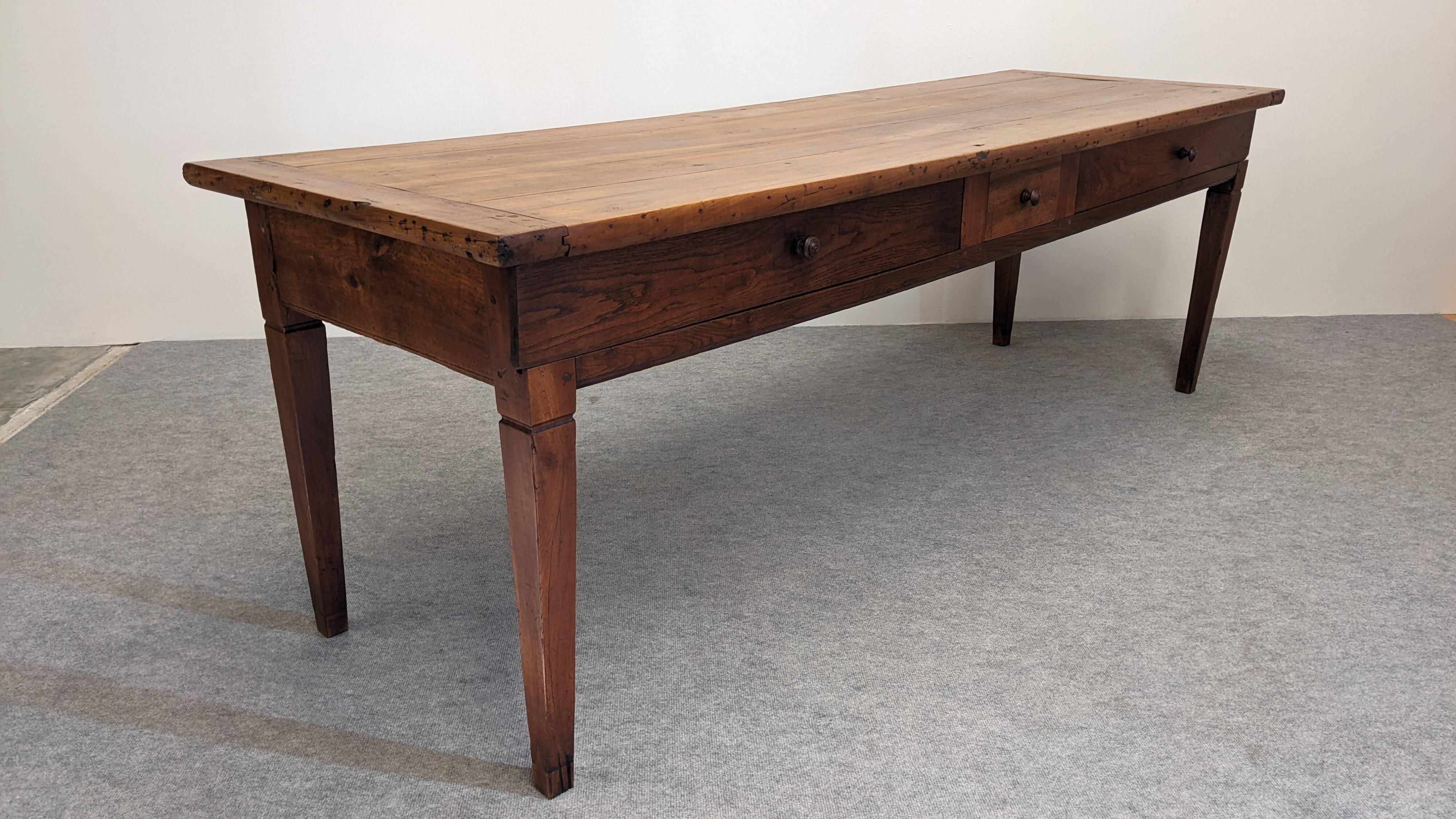 18th century Bresse farmhouse table in cherry wood