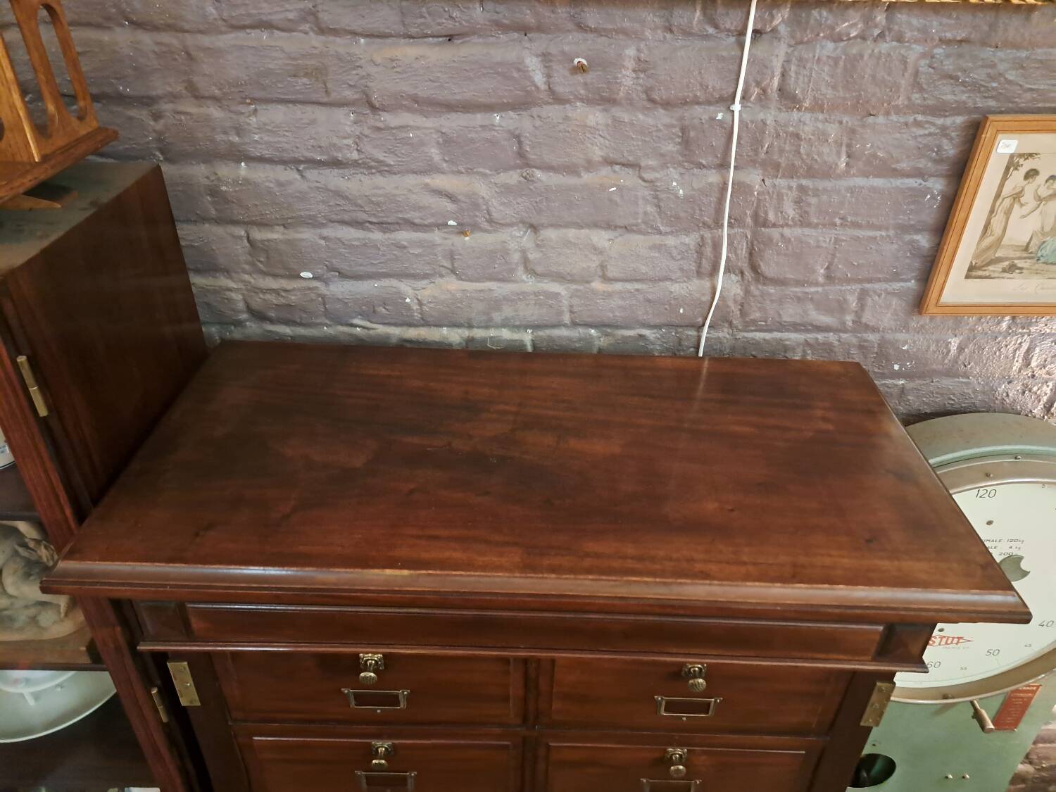 Meuble de notaire à clapets en acajou