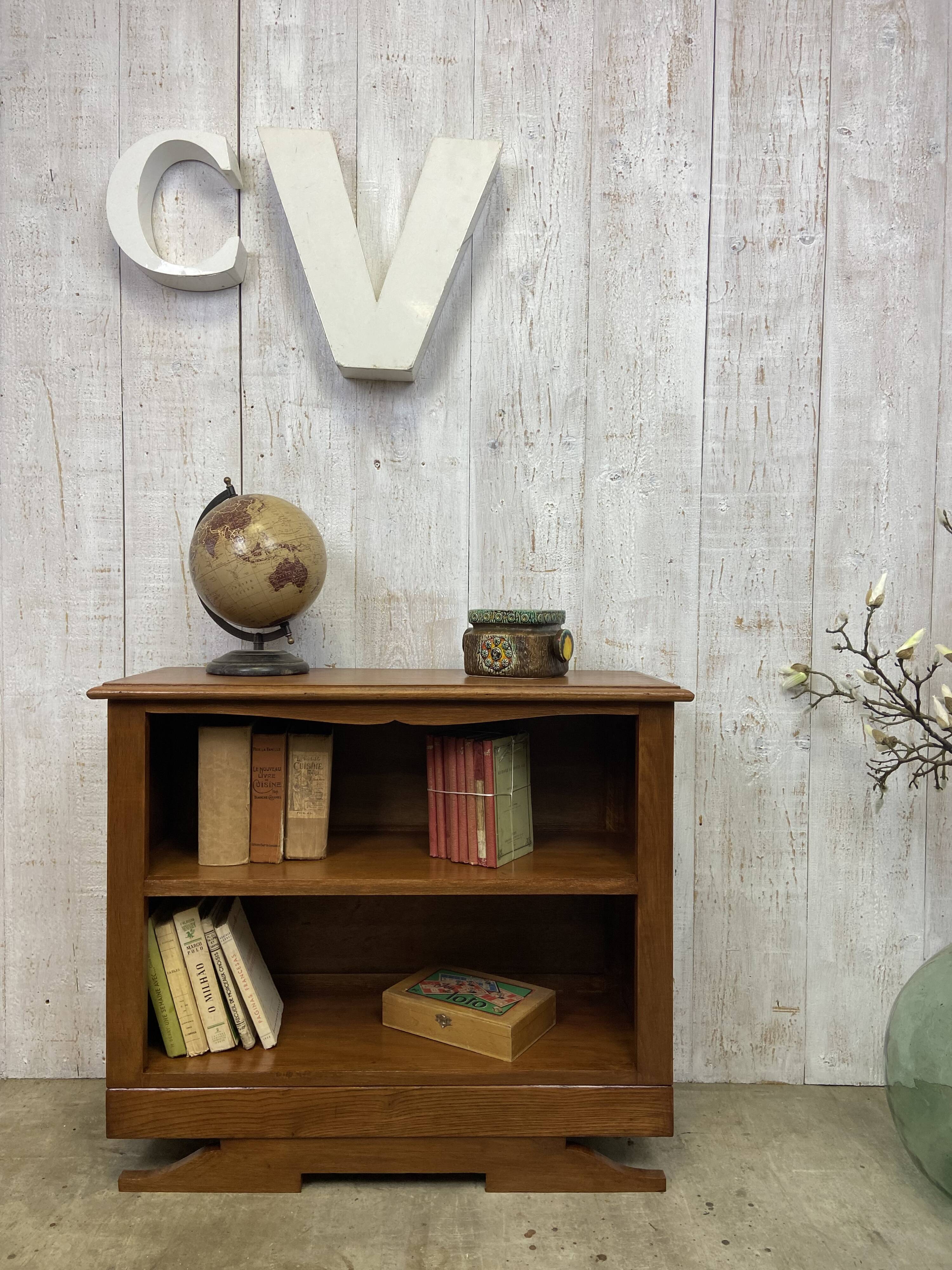 Art Deco shelf