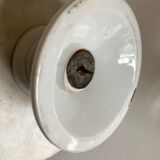 Plate mounted automatically mid-19th dish stand on white earthenware