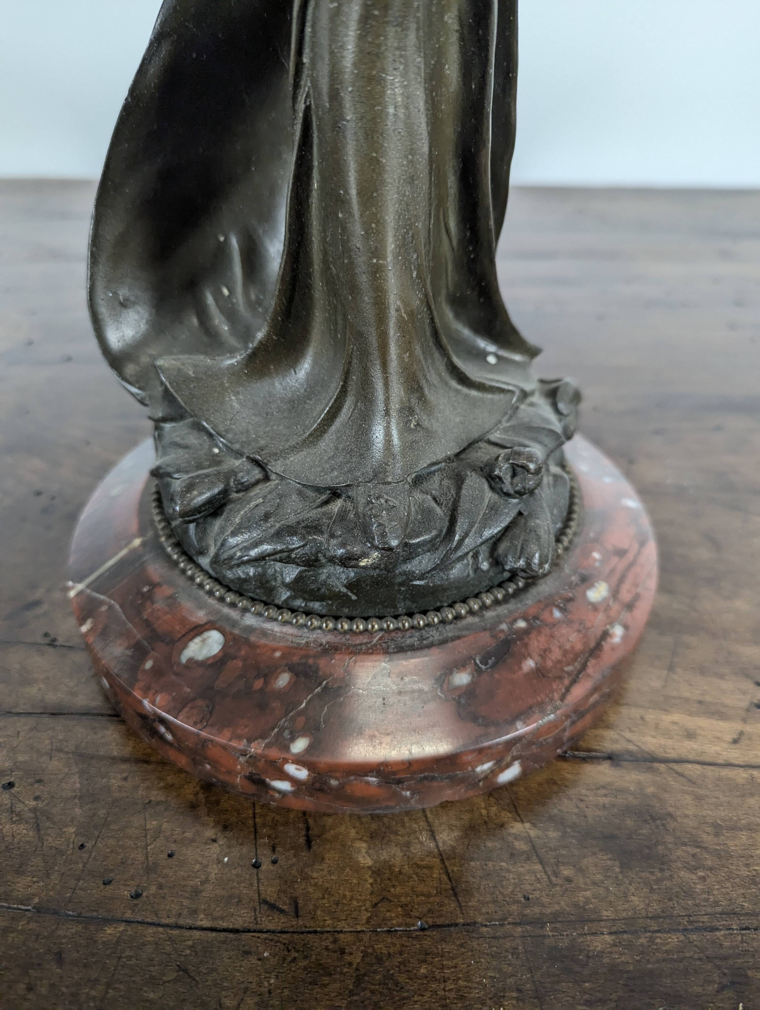 Pair of Art Nouveau oil lamps in cast iron