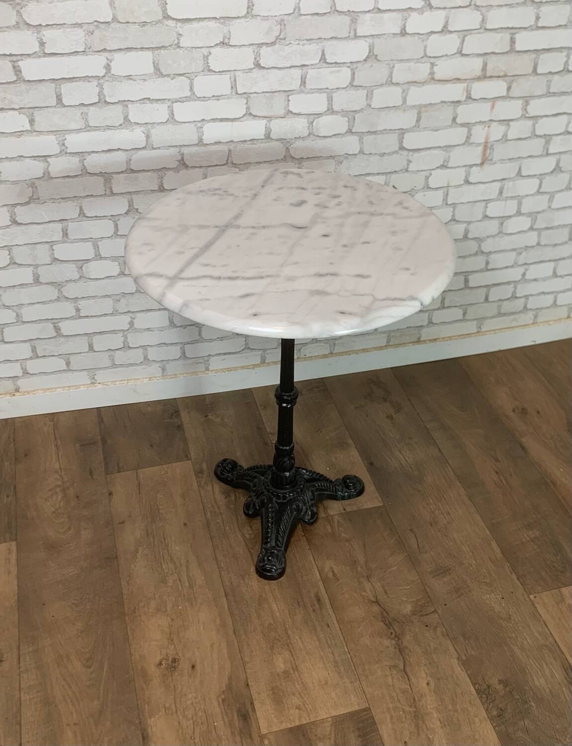 Table bistrot en marbre
