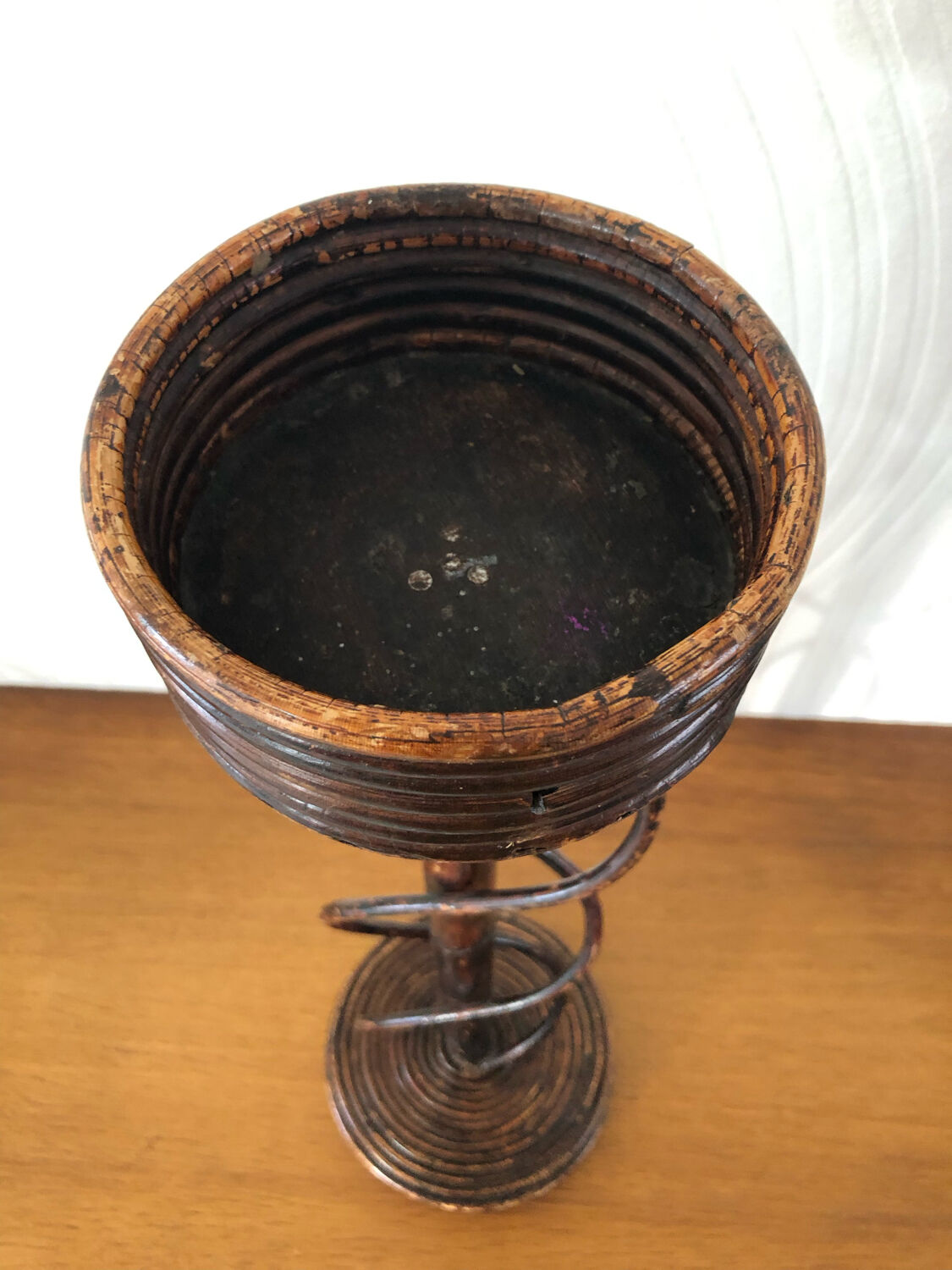 Plant holder in wicker vintage