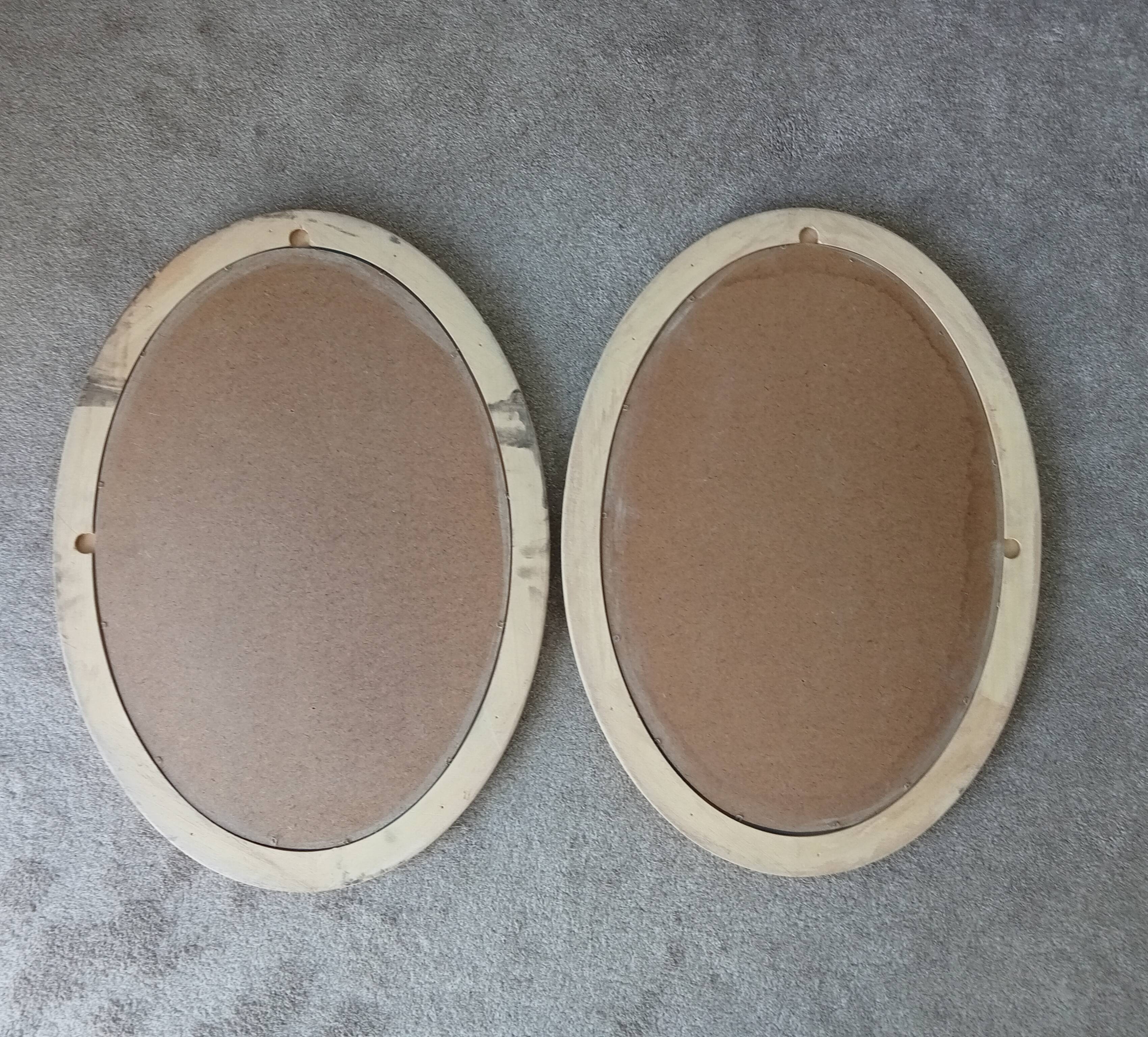 Miroir ovale vintage en bois patiné