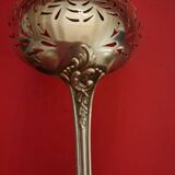 Soupudrouse spoon in silver. Minerva hallmark 1st title.