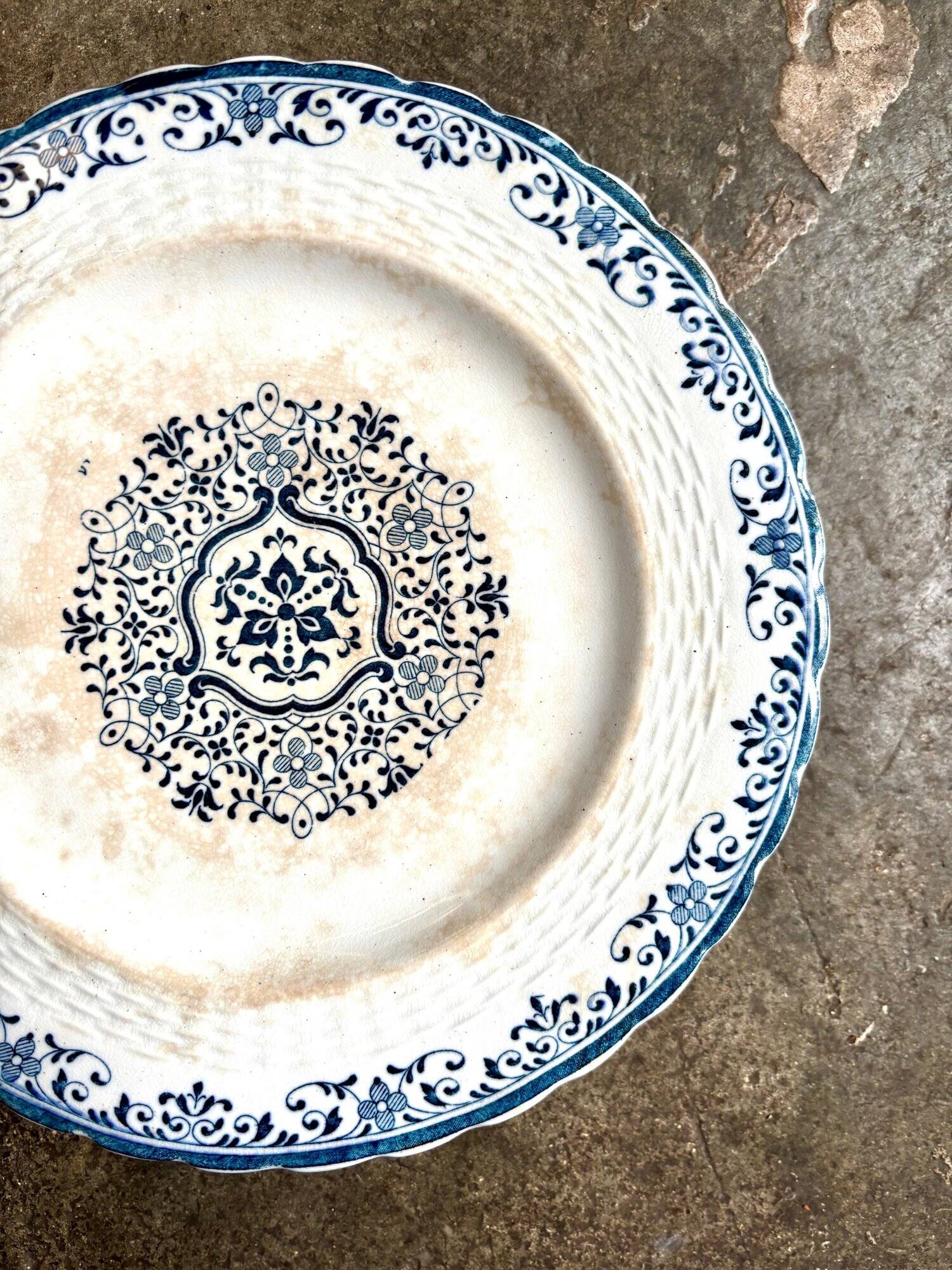 Minton ironstone cake plate, "Moustiers" service