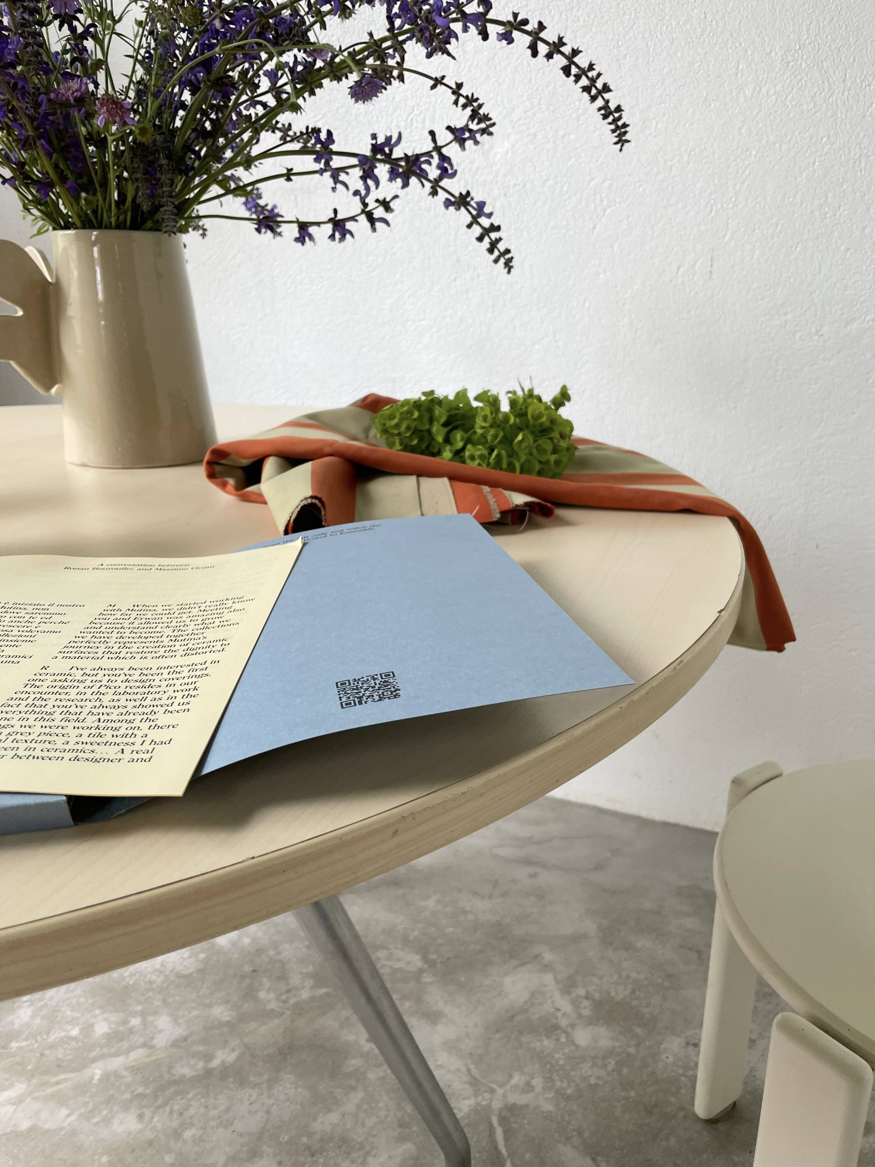 Tecno Nomos Round Table Brushed Metal