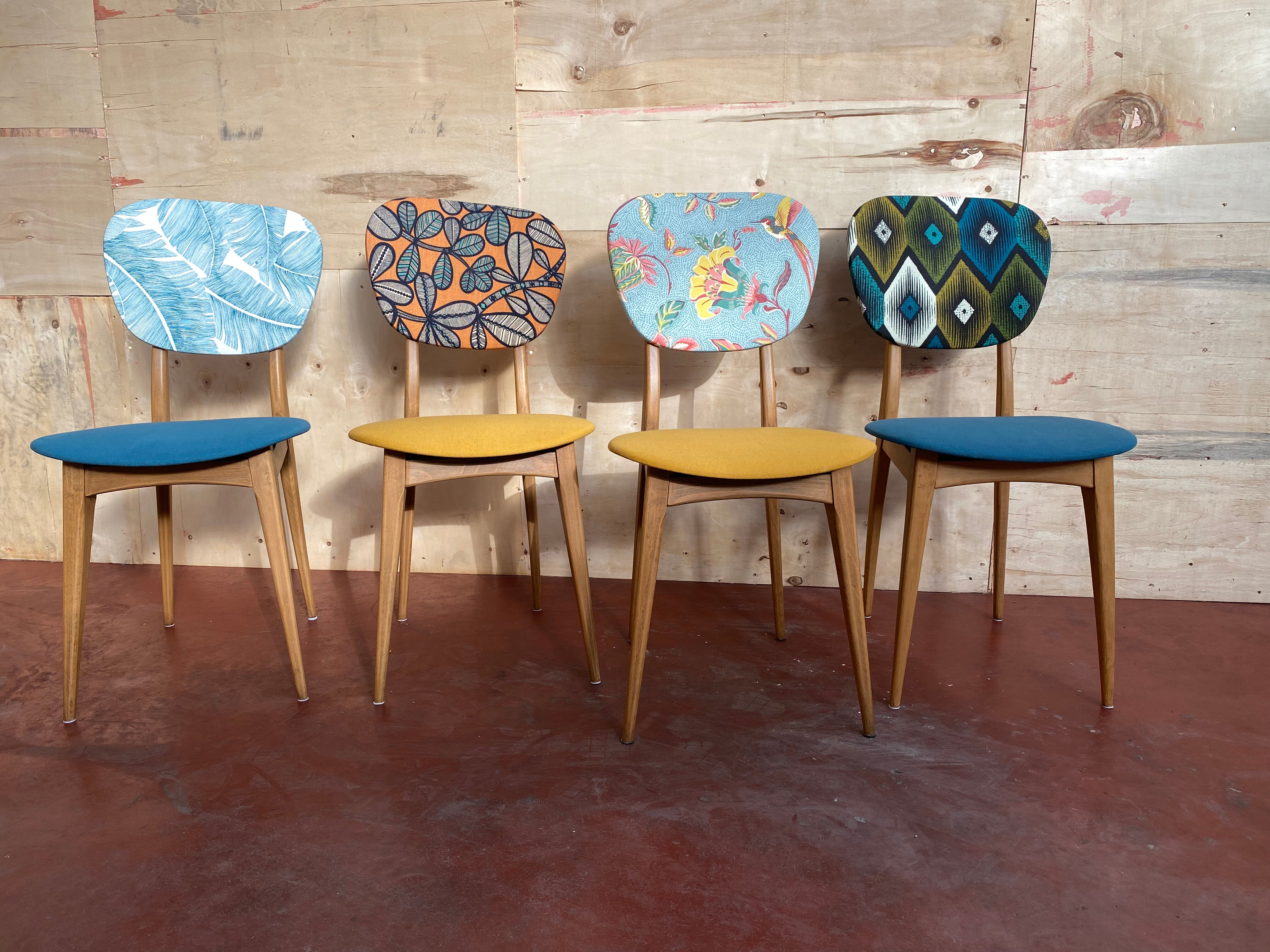 Suite of 4 vintage chairs