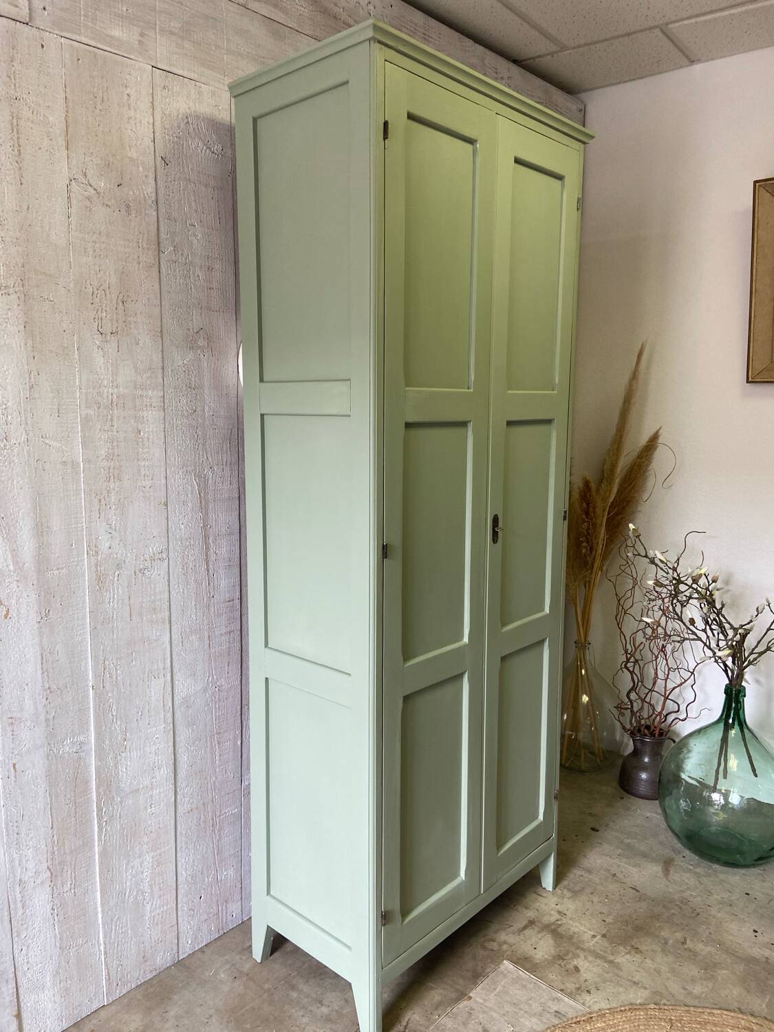 Vintage Parisian wardrobe