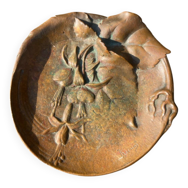 Vide poche, coupelle Art nouveau en bronze signé Leon kann