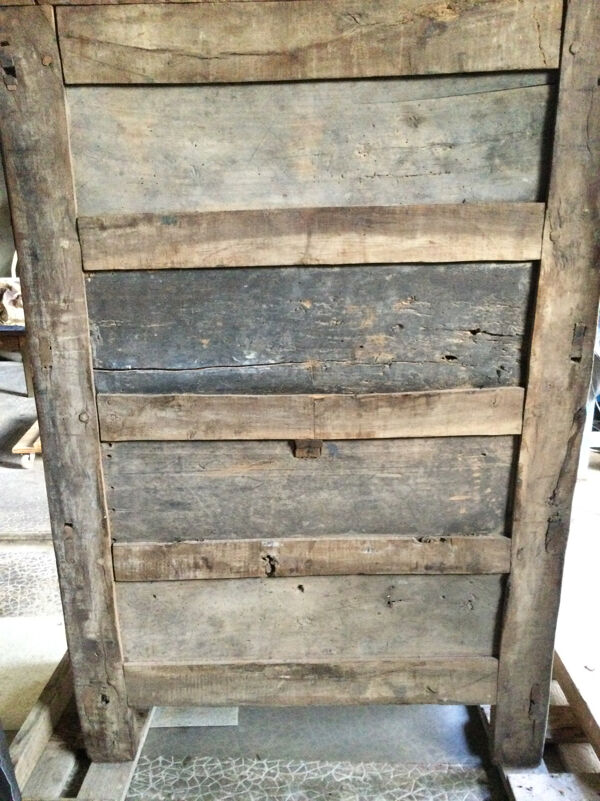 Meuble de rangement art populaire 18 ème siècle