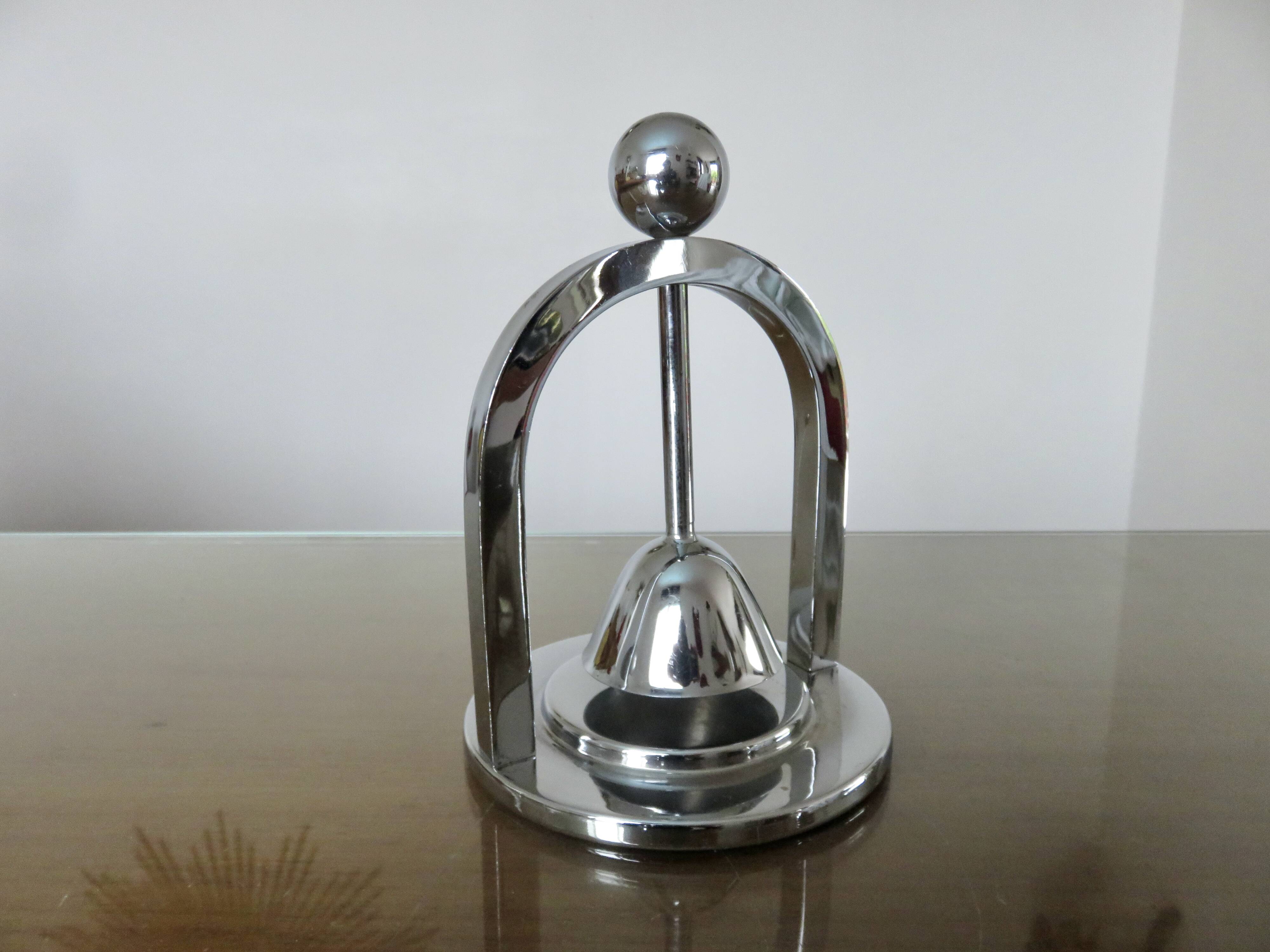 Art deco citrus press in chrome-plated brass 1930s 40s