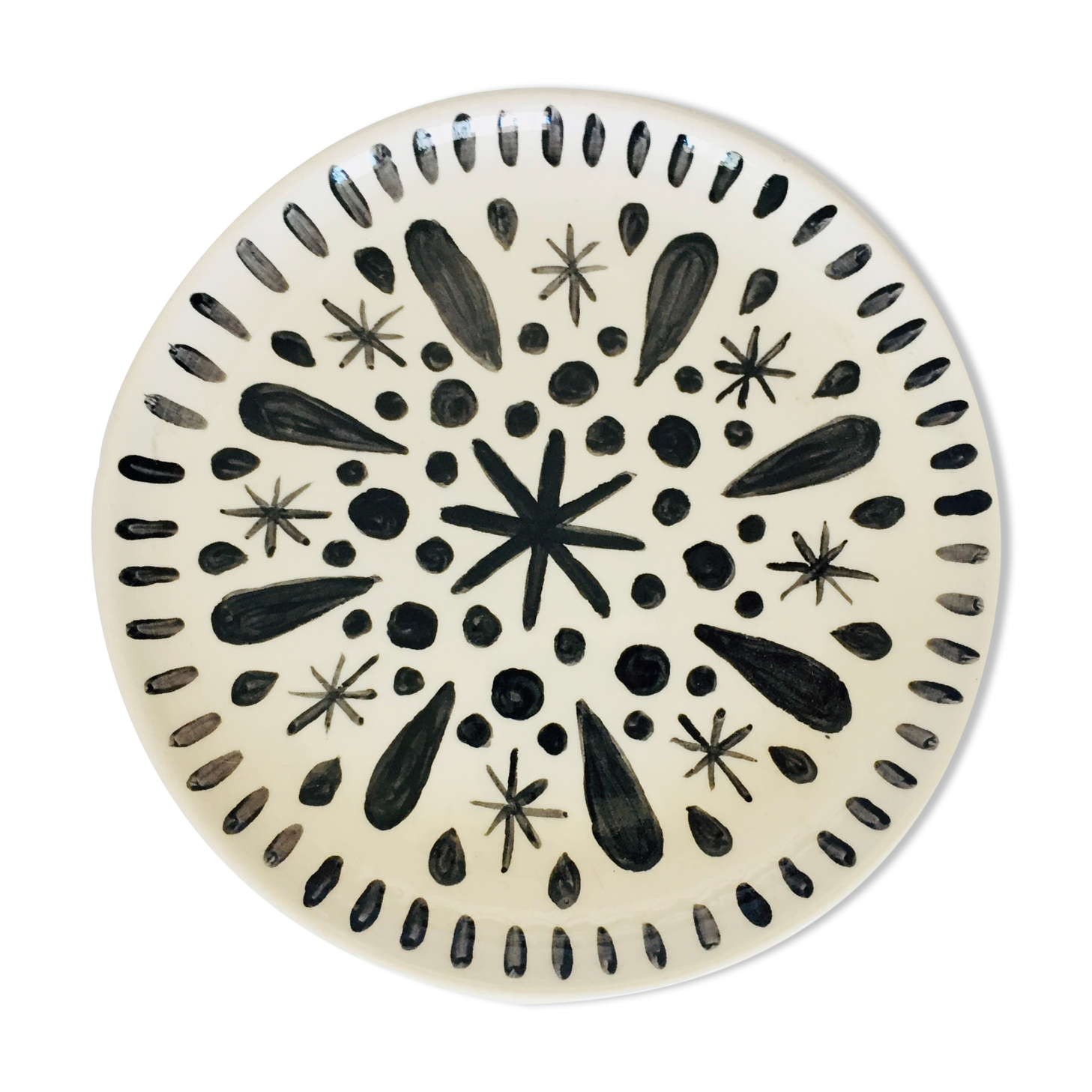 8 assorted black/white dessert plates