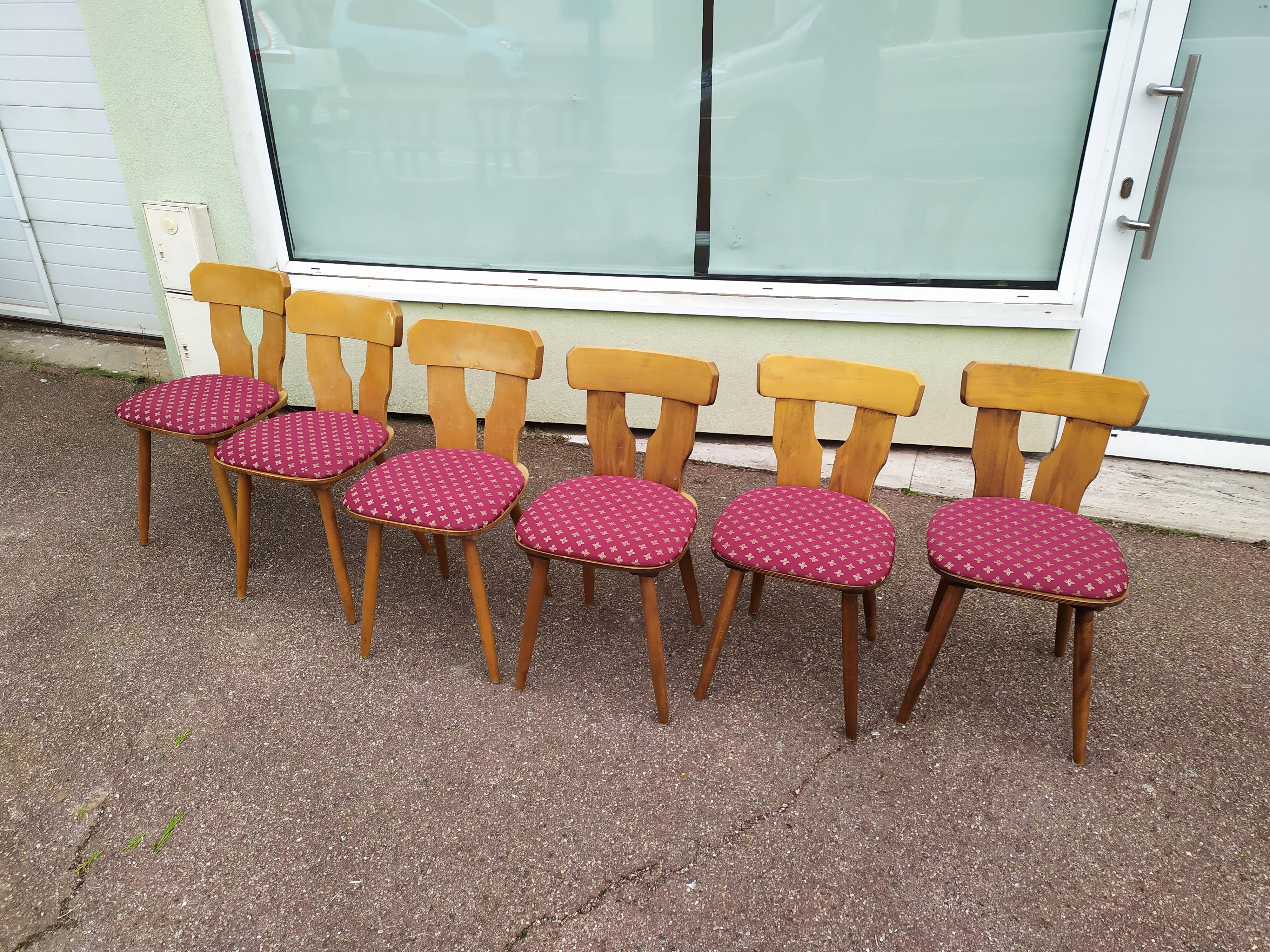 Set of 6 wooden bistro chairs with vintage cushion from the 70s/80s/90s