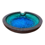 Ashtray or bowl in brutalist studio pottery by Gerhard Liebenthron, mid-century, 1960s, 1968.