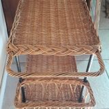 Wheels serving table