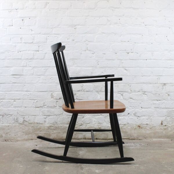Rocking-chair vintage style scandinave