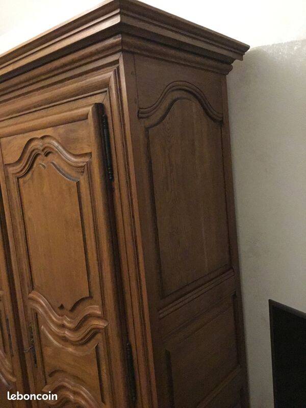 Louis XIII style wardrobe in solid oak wood