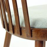 Ensemble de 4 chaises de salle à manger en chêne foncé courbé par Jitona, Tchécoslovaquie 1960