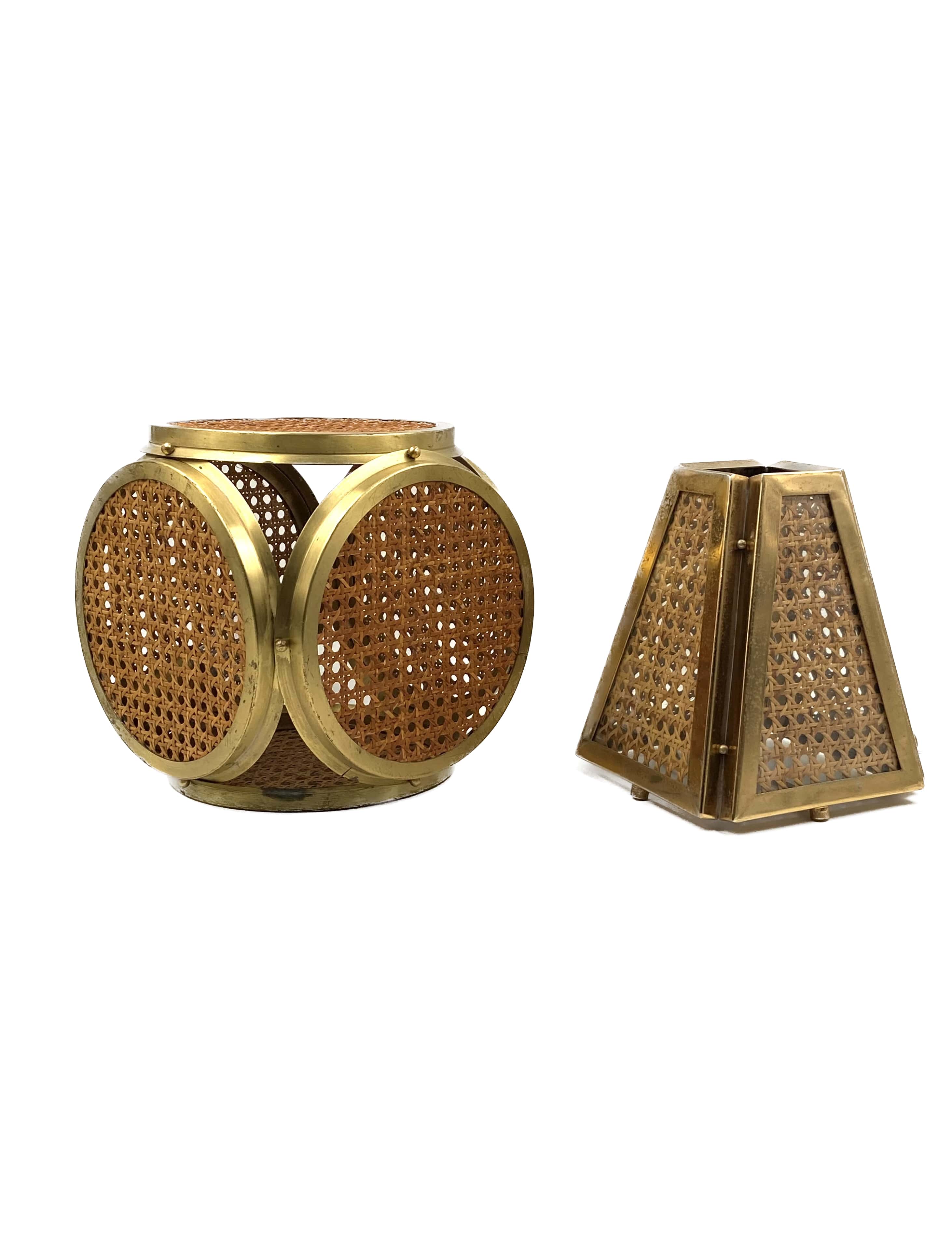 Ensemble de 2 lampes régence hollywoodiennes en laiton et paille viennoise, Italie 60's / 70's