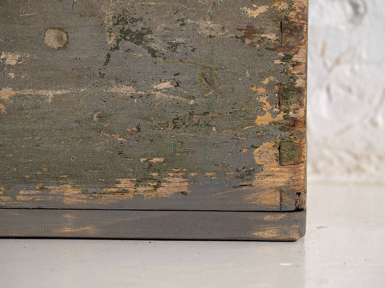 Small antique solid wood chest (c.1920) #73