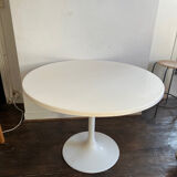 Round table