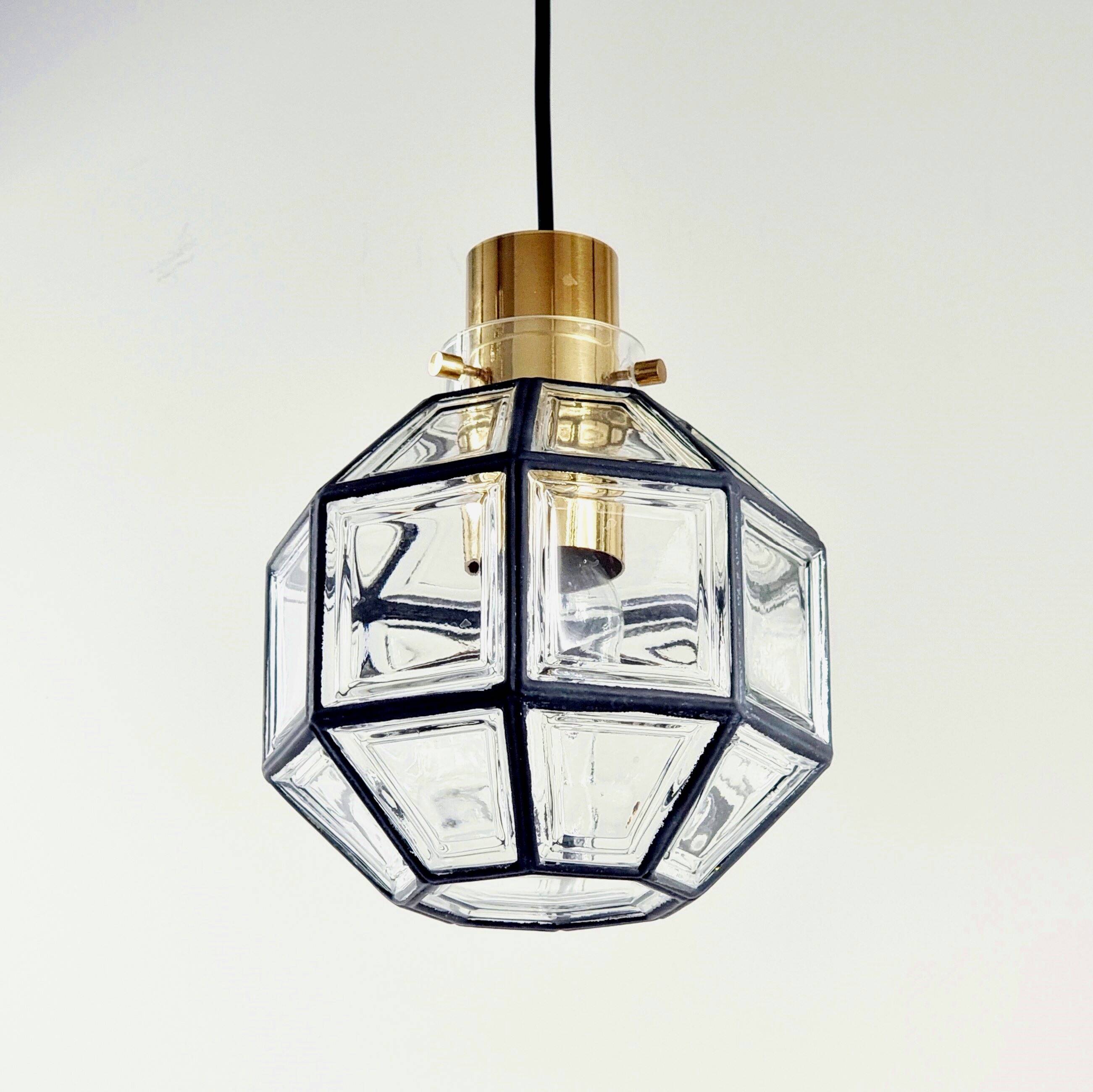 Paire de plafonniers/suspensions en fer et verre transparent du milieu du siècle, Limburg, Allemagne, années 1960