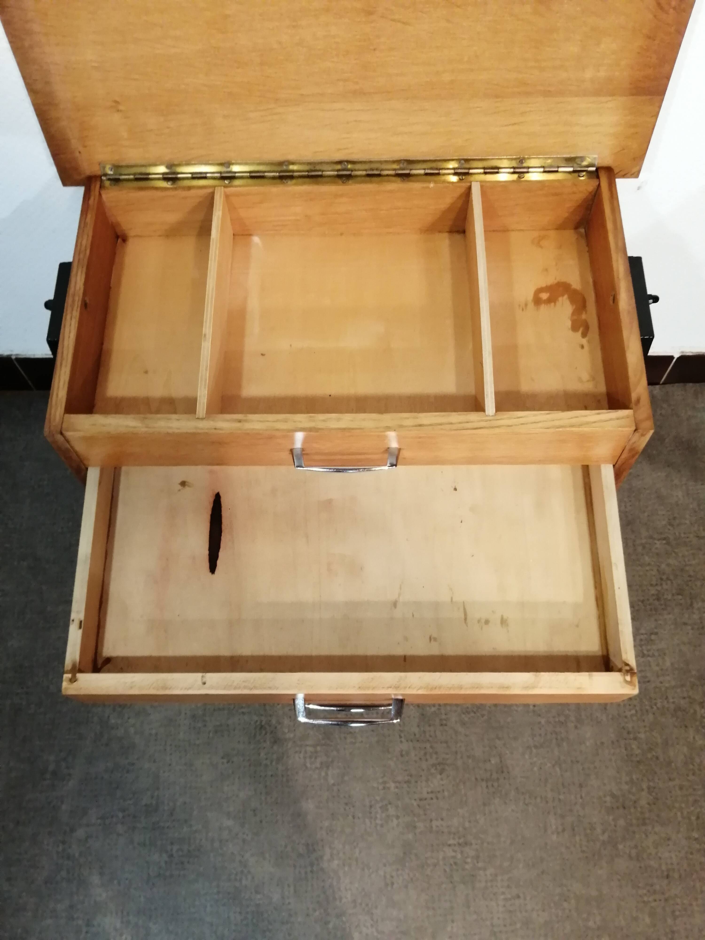 Scandinavian worker / bedside table in wood and metal from the 50s-60s