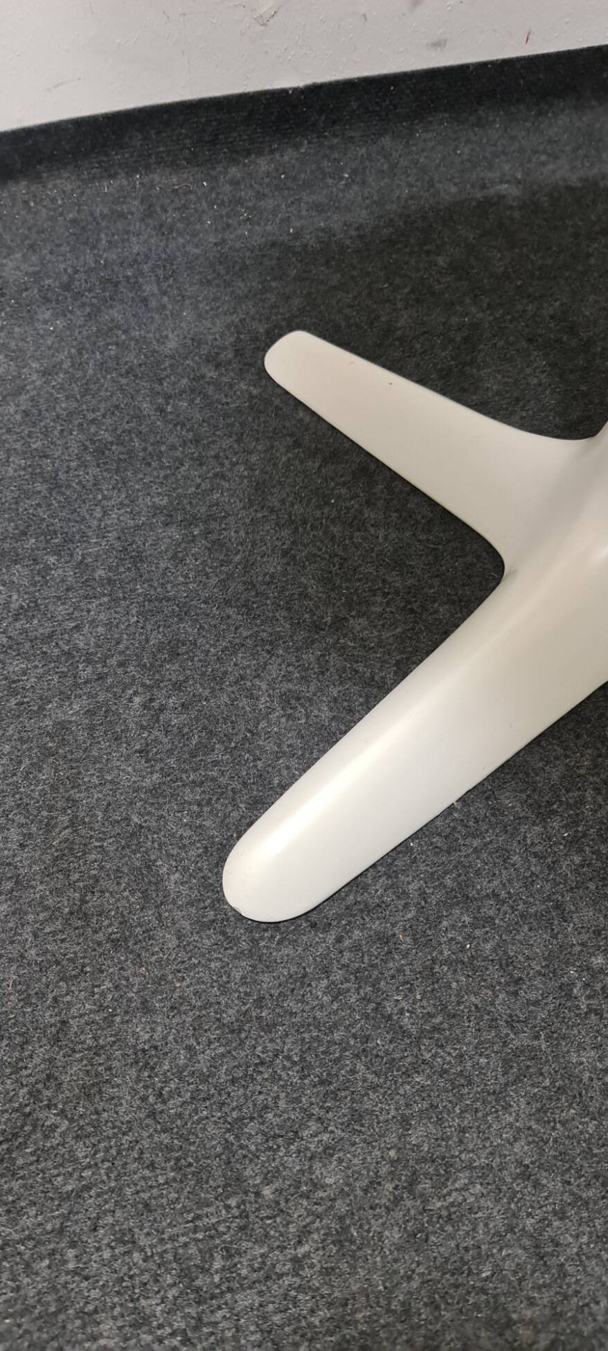 Vintage fiberglass swivel chair by Maurice Burke for Akana