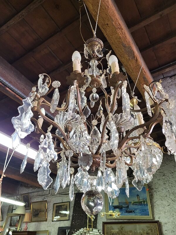 Chandelier with tassels 8 bulbs