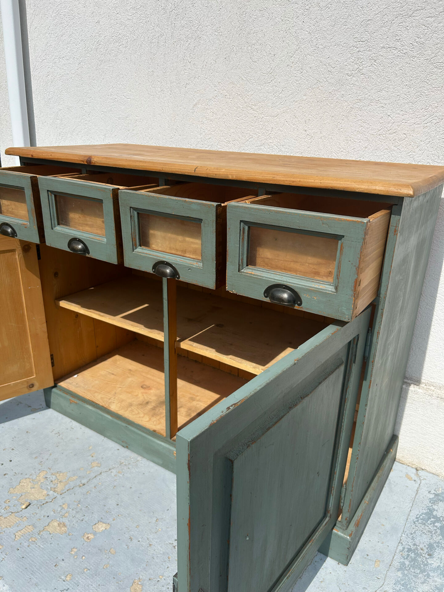 Antique counter cabinet with drawers and label holders – green patina
