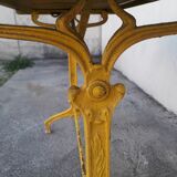 Bistro table