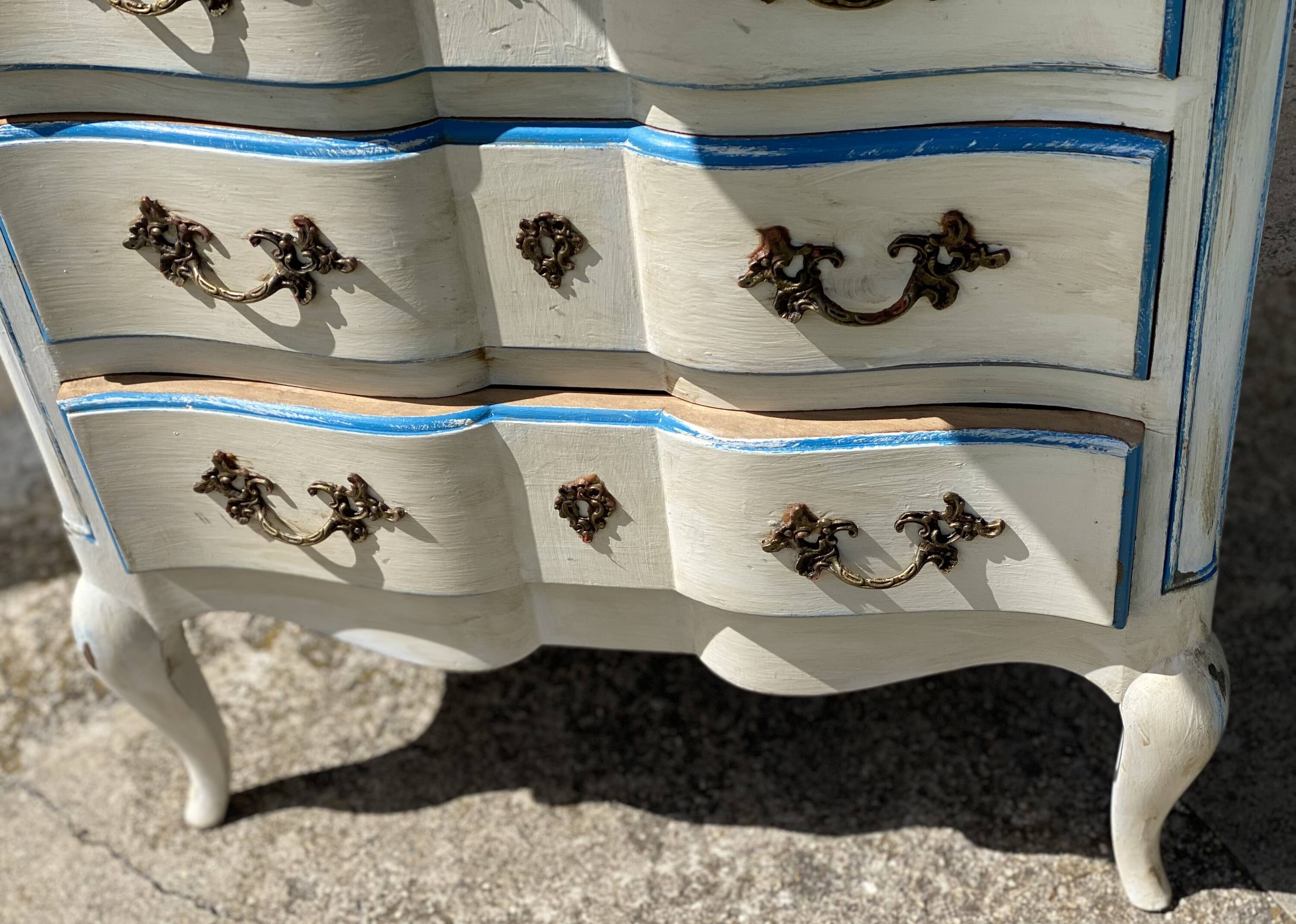 Weekly chest (7 drawers) patinated Provençal style