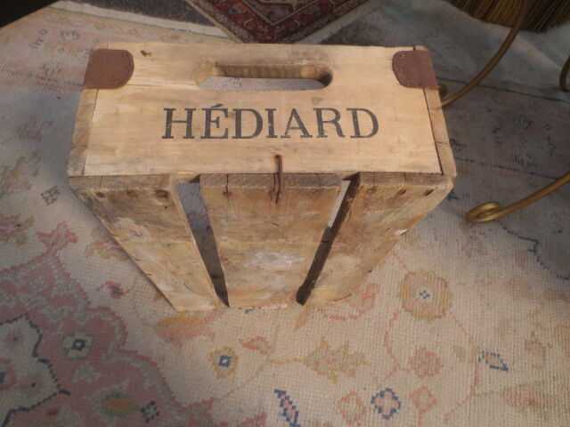 Ancienne caisse en bois et fer hediard