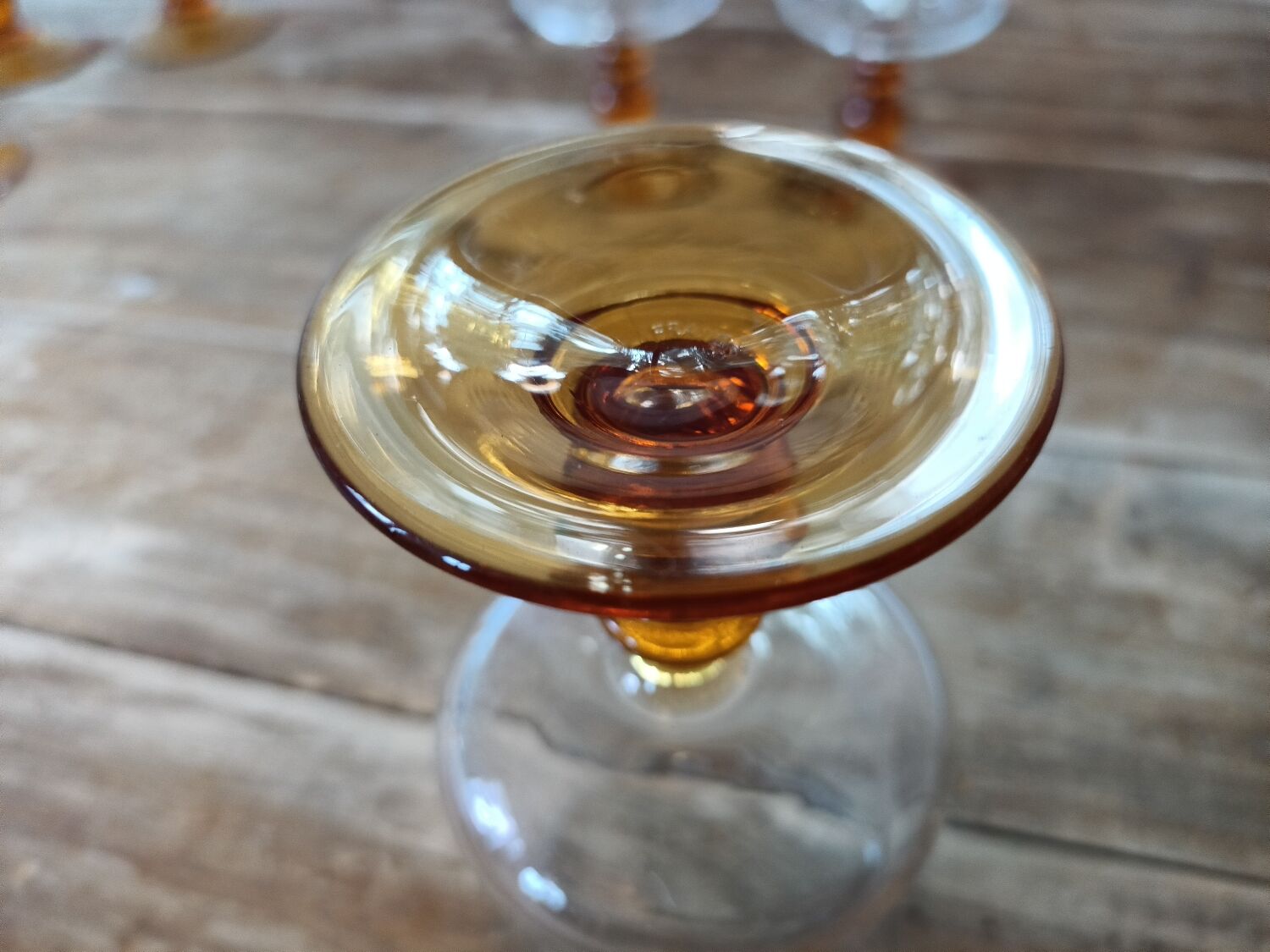 8 amber foot glasses