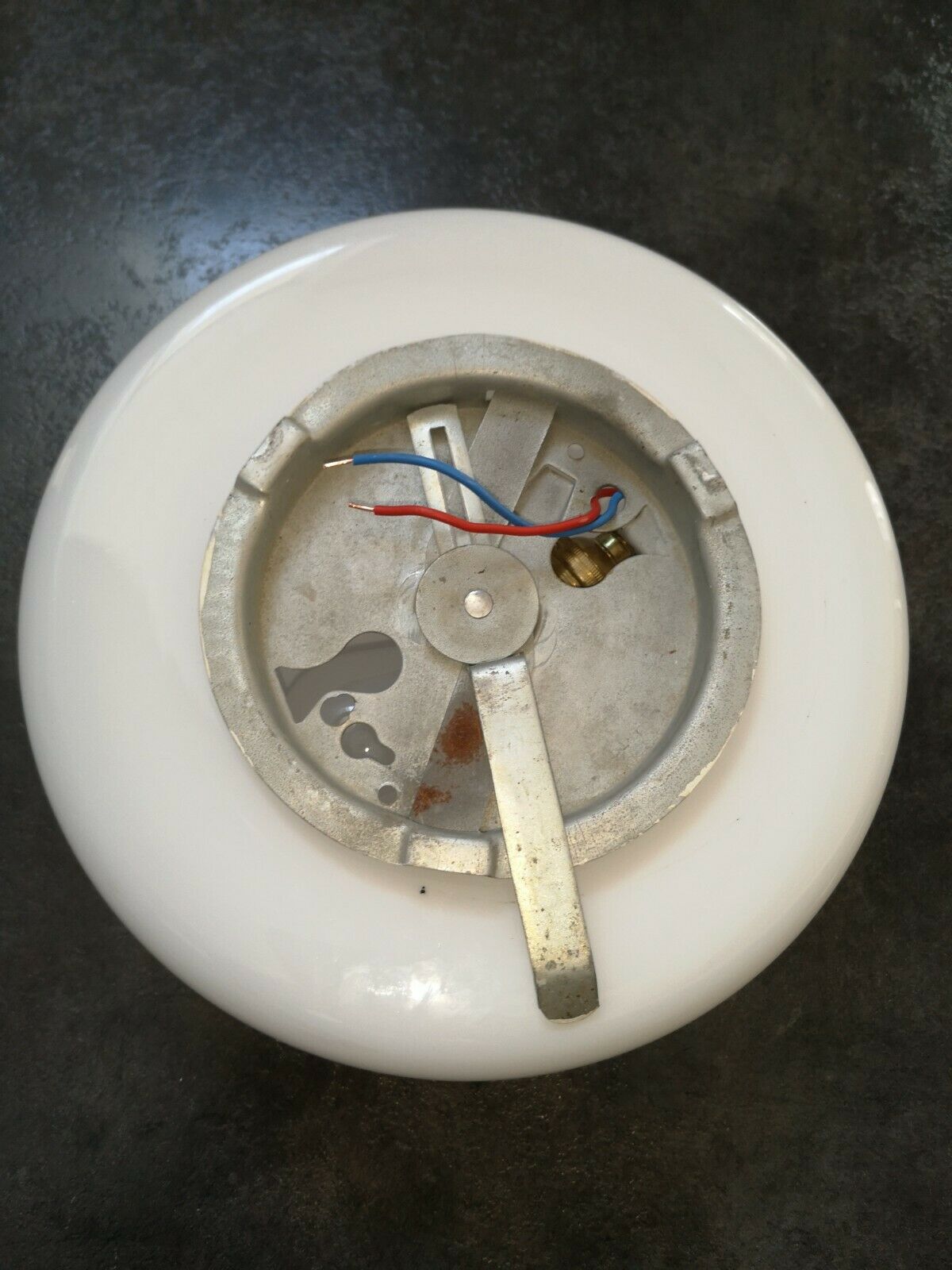 Lampshade ball 1/2 globe old opaline