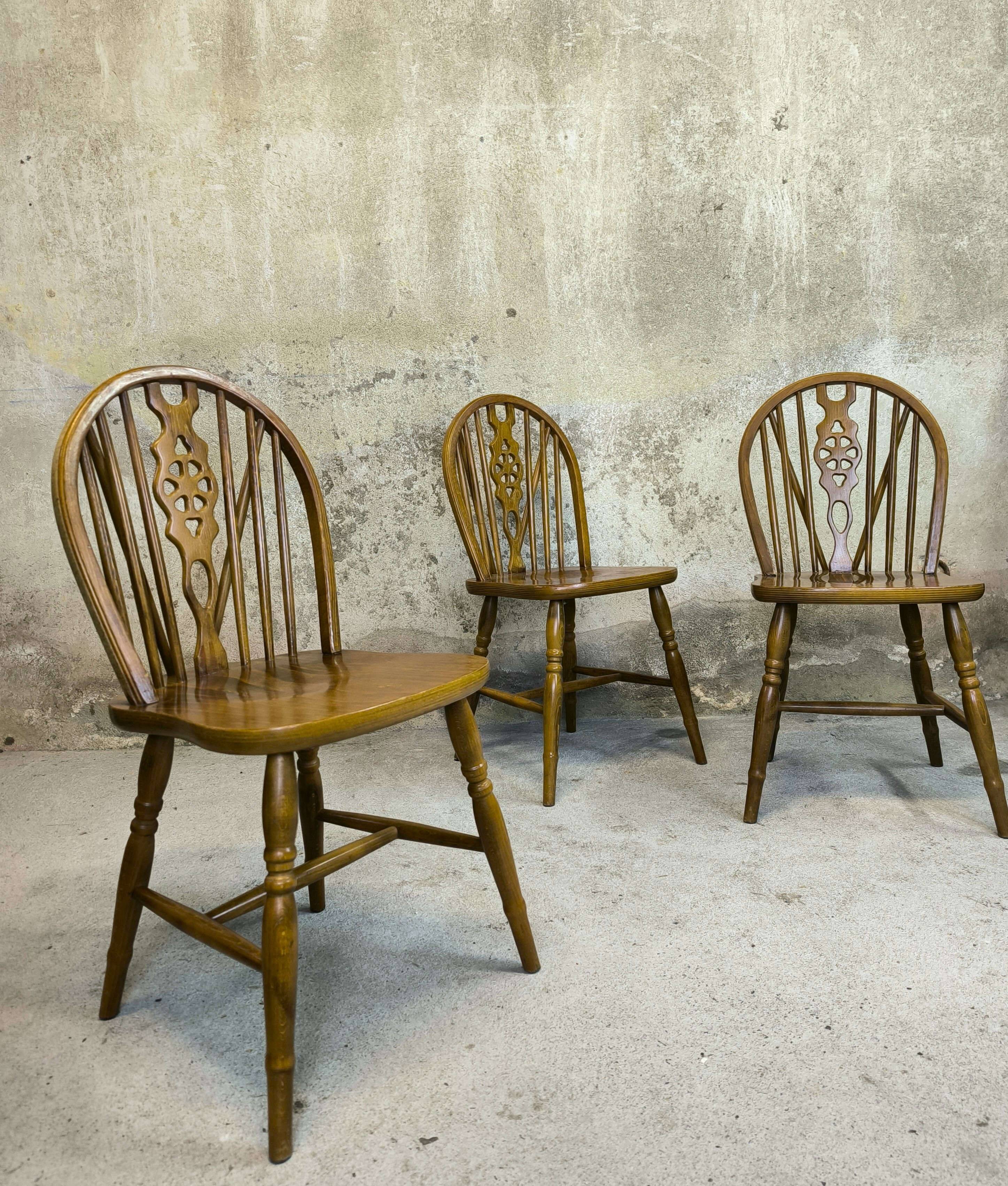 3 vintage Windsor wheelback chairs