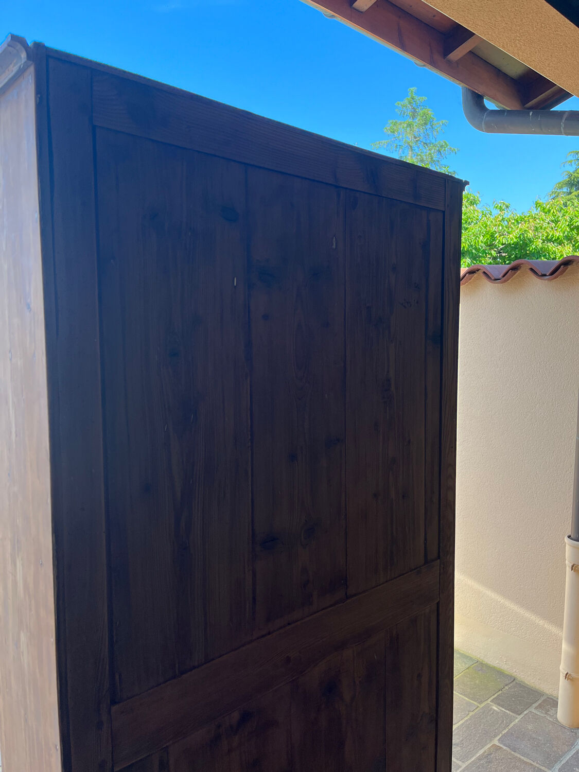 Parisian wardrobe/hosiery