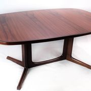 Dining table in rosewood with extensions of Danish design by Gudme Furniture, 1960s