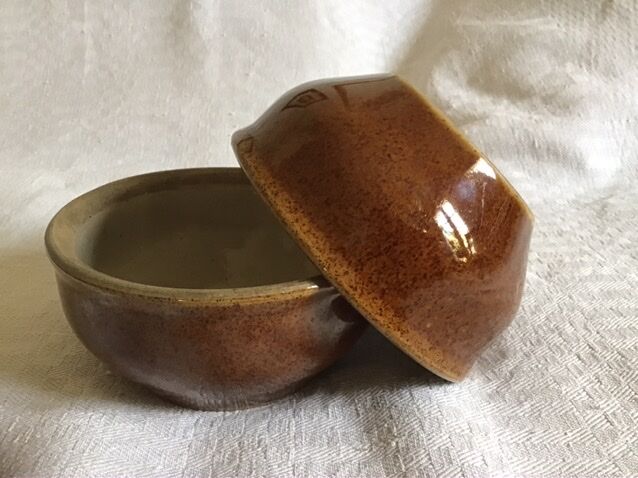 2 bowls