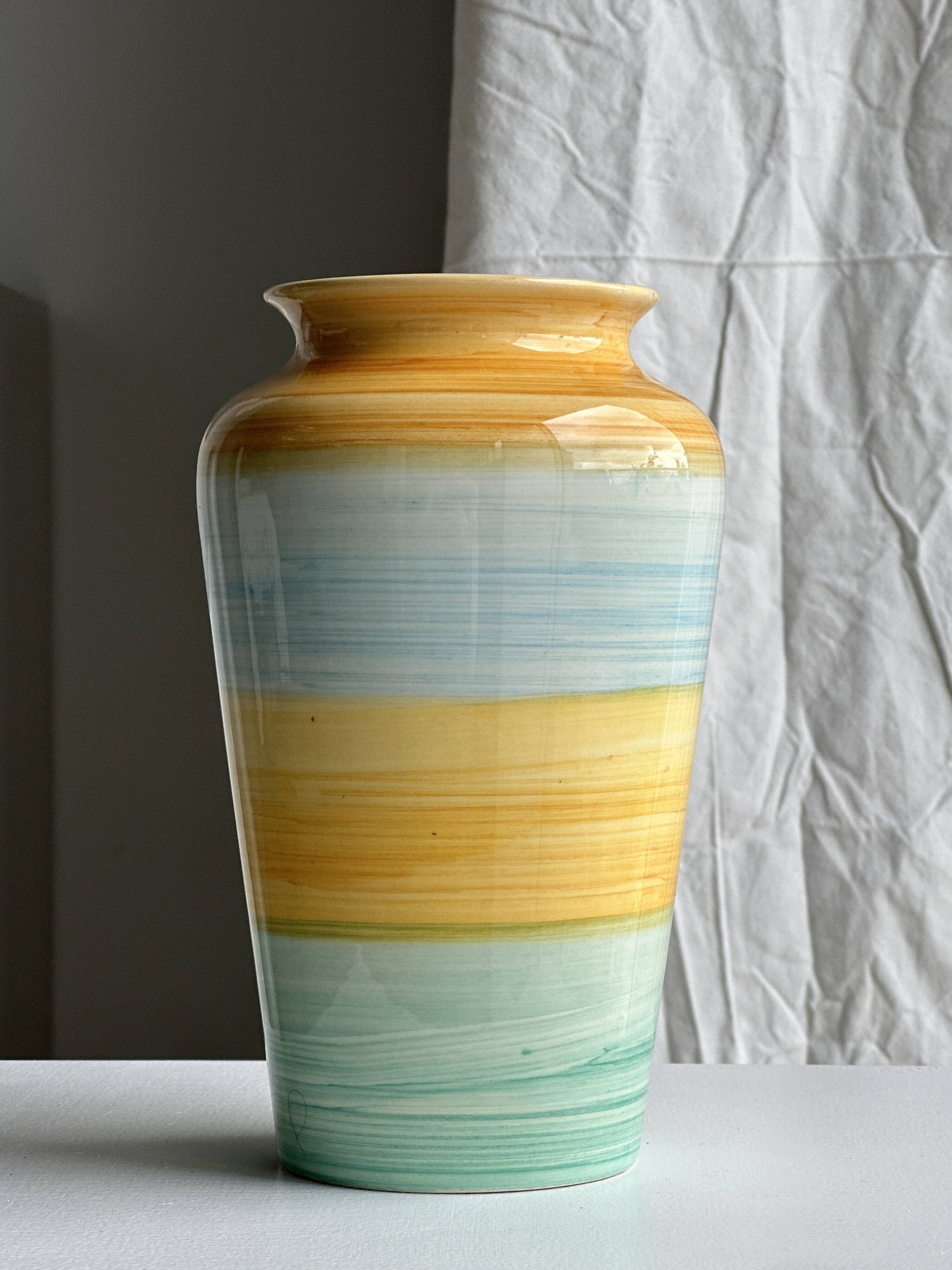 90s vase green, yellow, blue