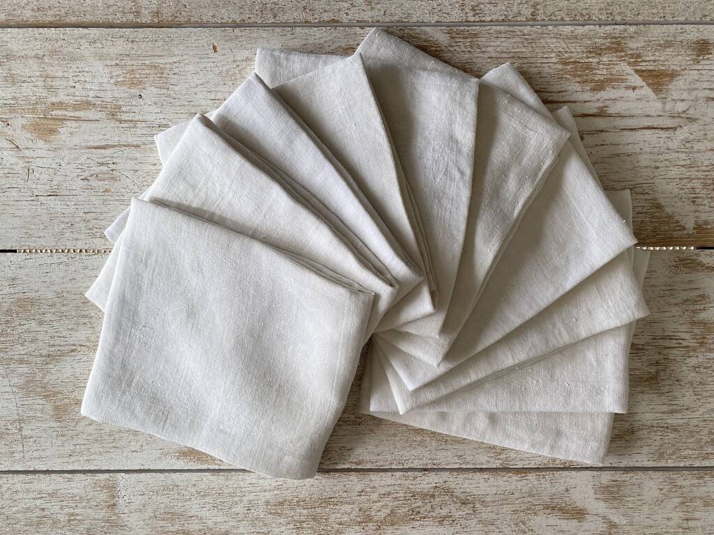 Antique damask tablecloth and its 10 napkins - 220x150 - Métis