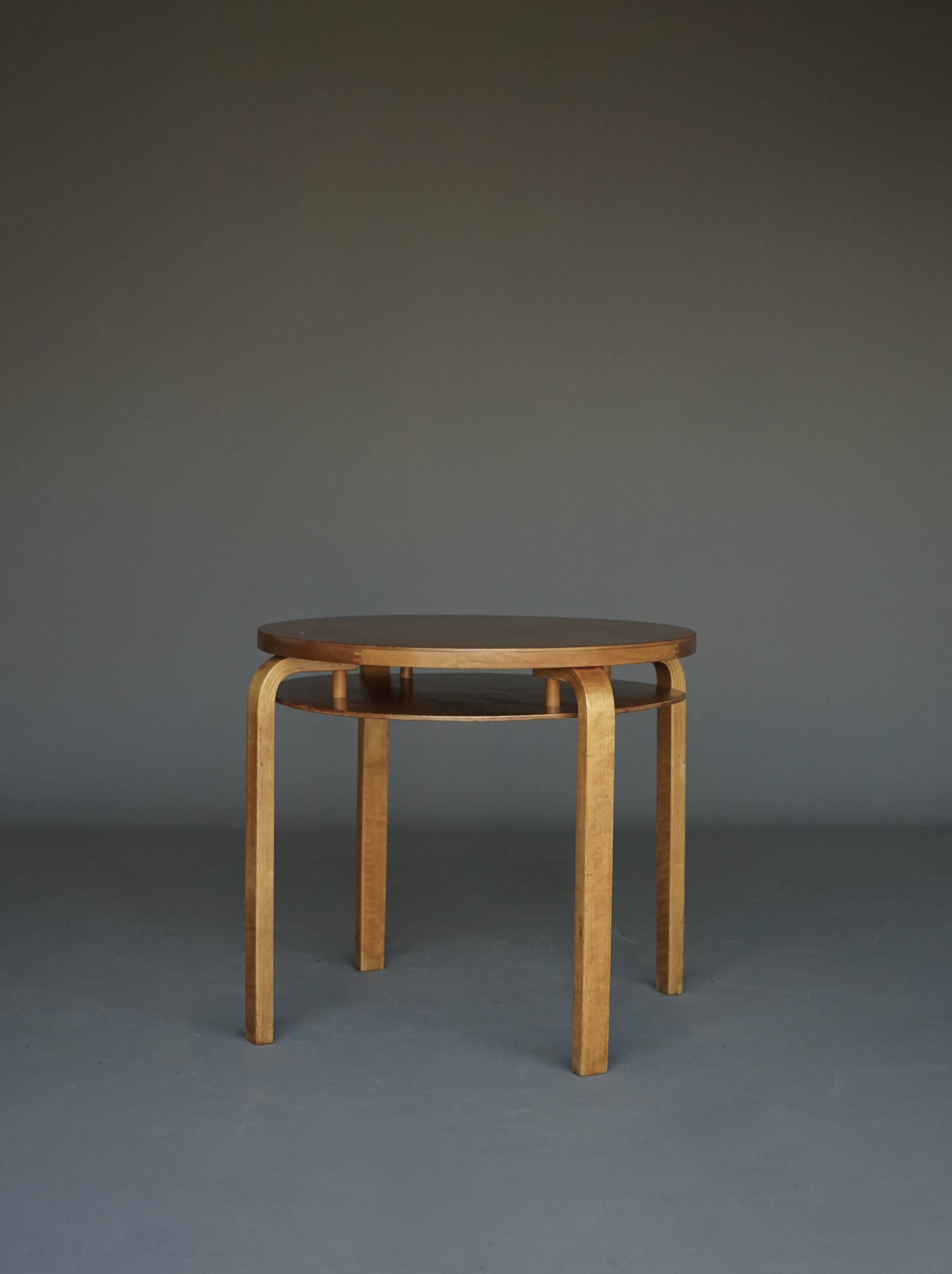 Alvar Aalto Model 70 two-tier Side Table in birch wood. Finland 1940s