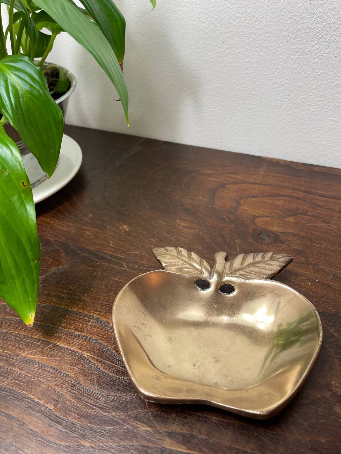 Cup, brass apple pocket