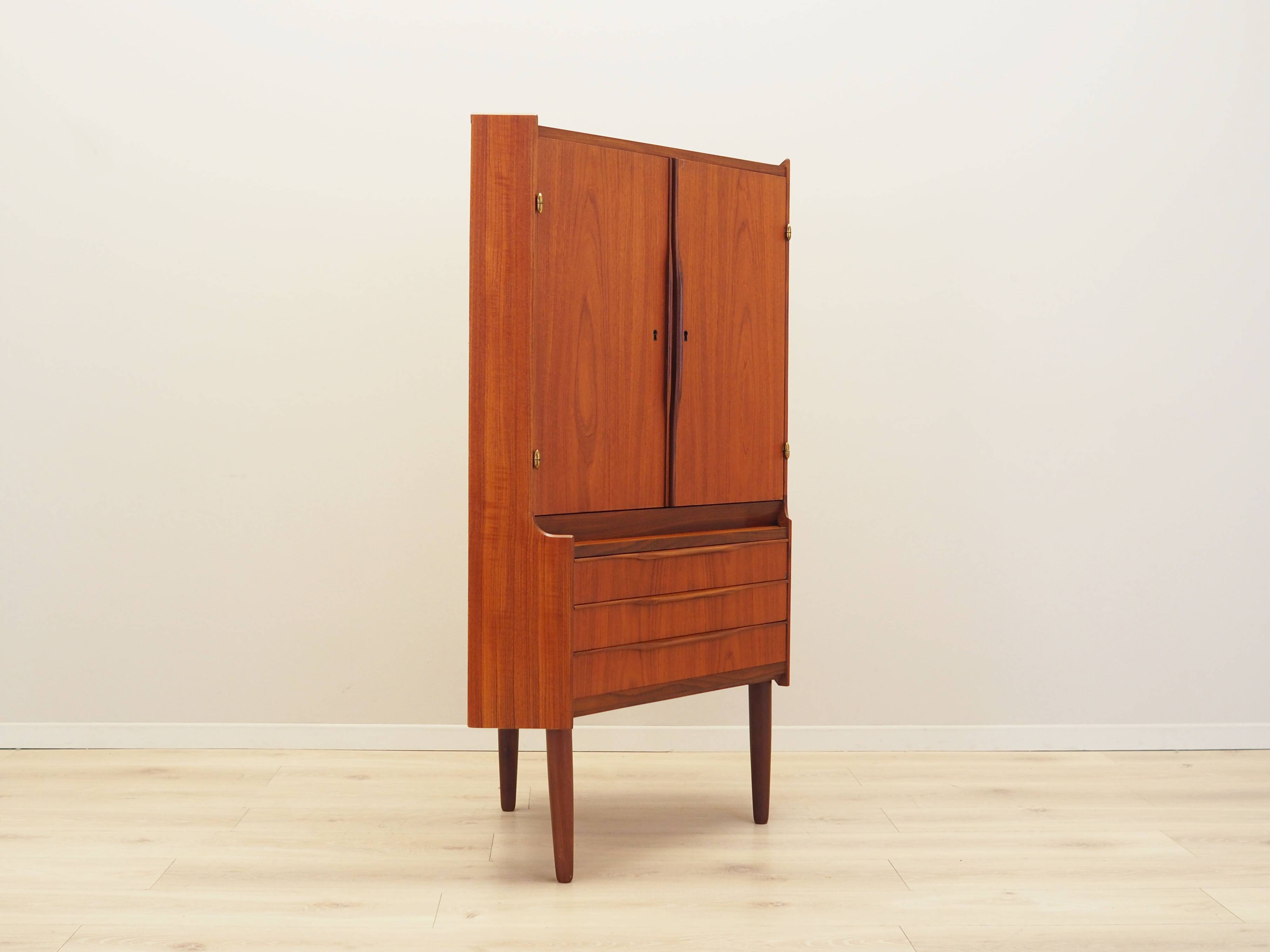 Teak corner cabinet, Danish design, 1970s, production: Denmark
