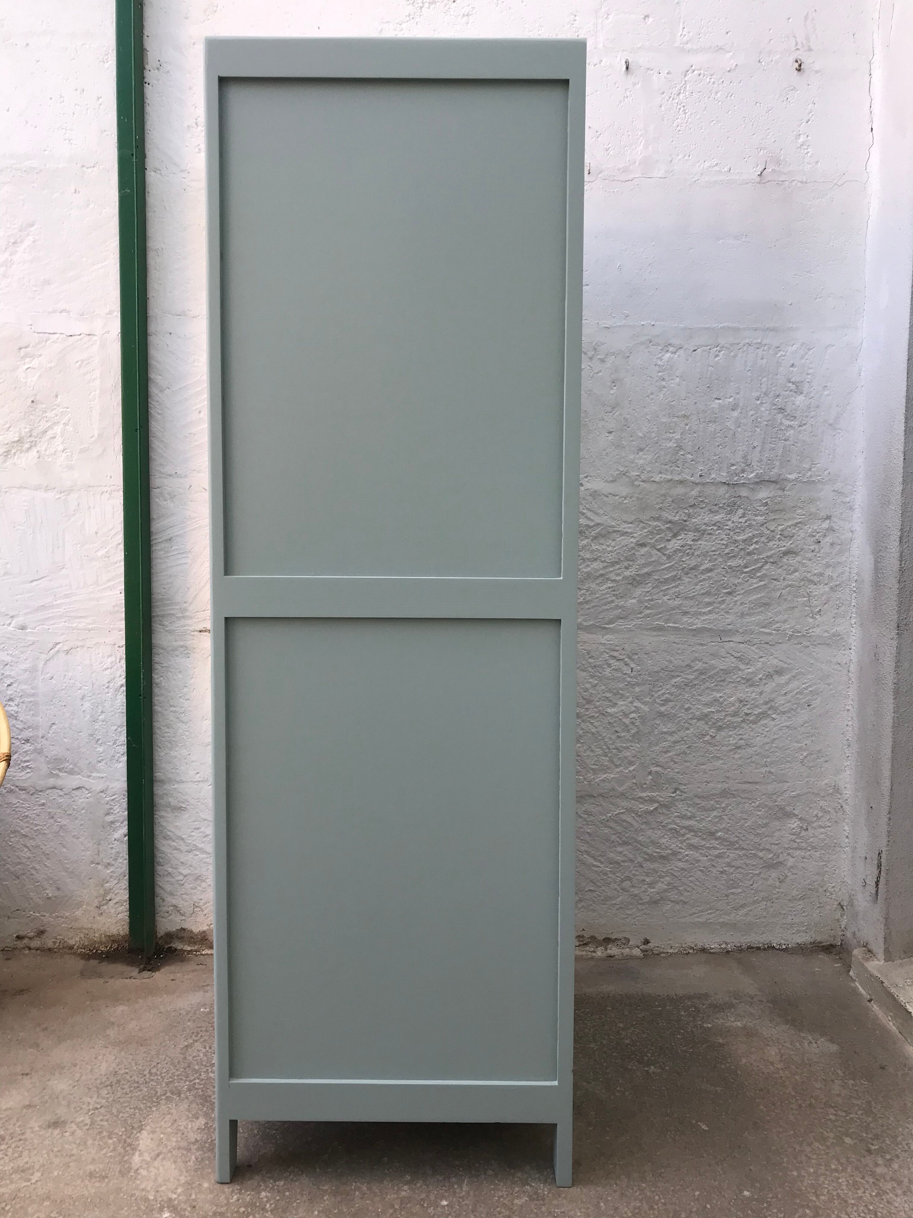 Vert Amande Parisian wardrobe from Ressources