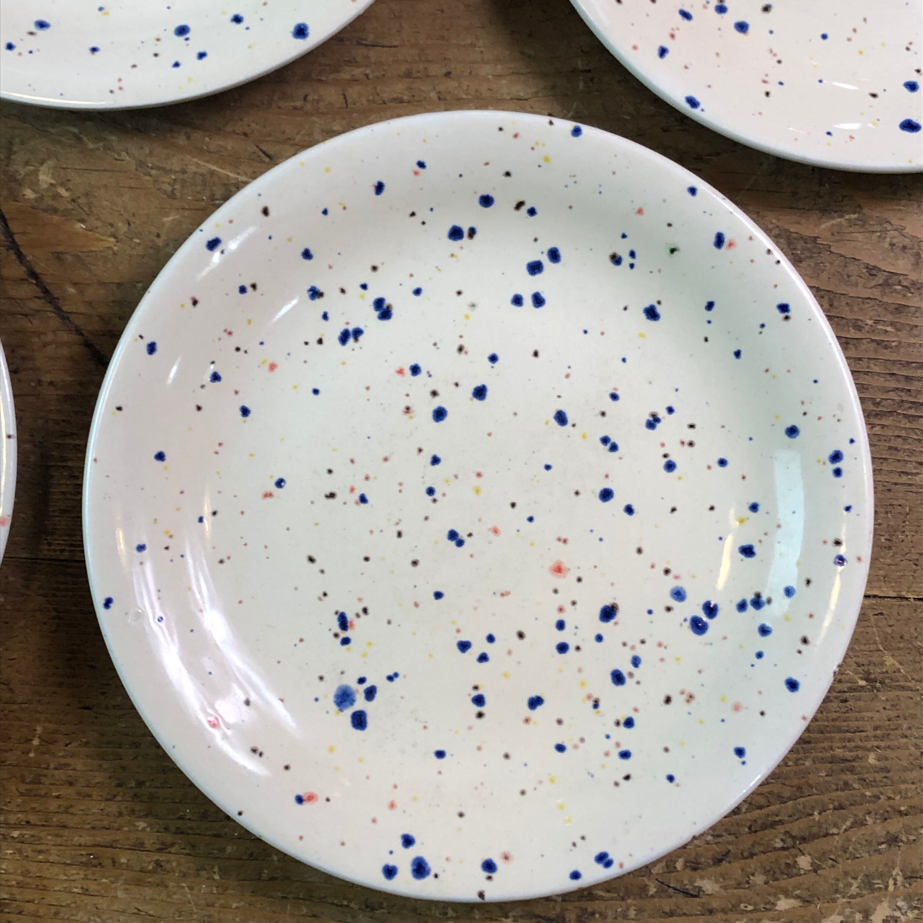 5 plates in English earthenware John Tams