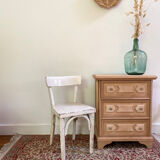 Petite chaise bistrot pour enfant en bois blanc