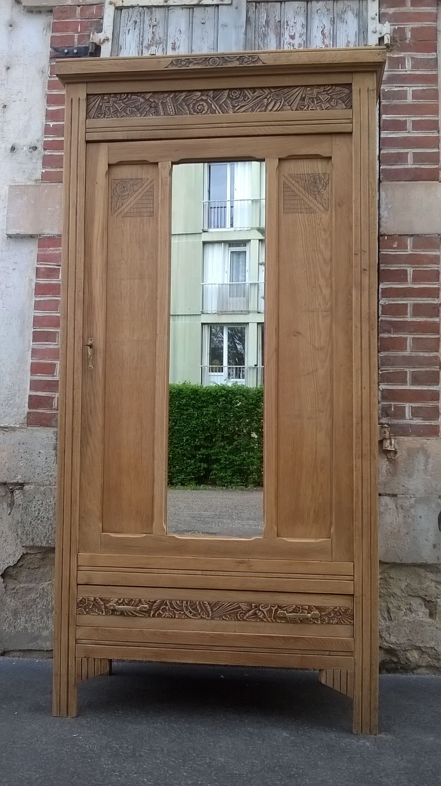 Raw Parisian wardrobe year 30